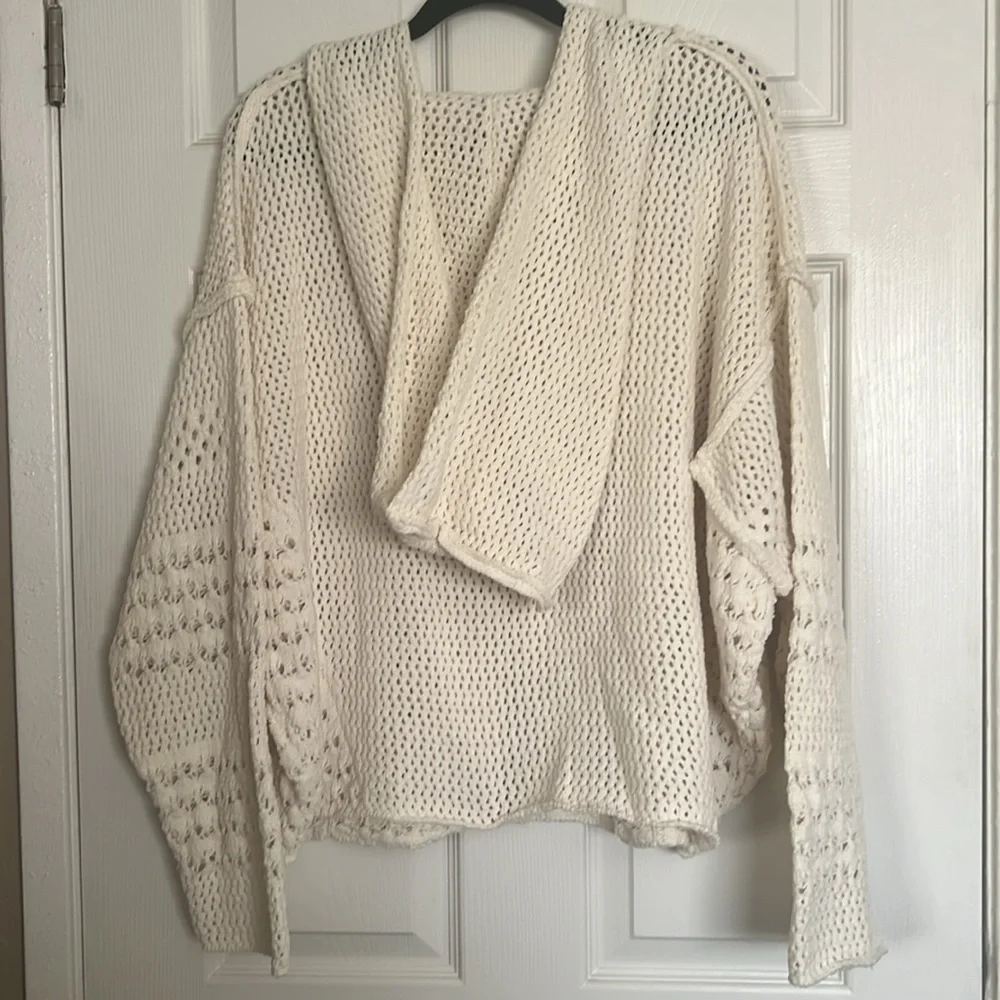 NWOT knitted sweater - Picture 4 of 4